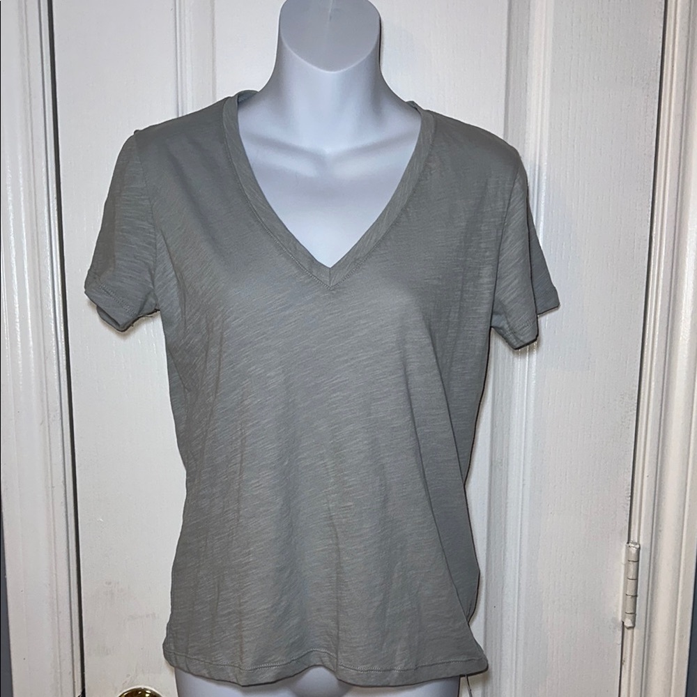 Madewell women’s‎ shirt size xs color gray